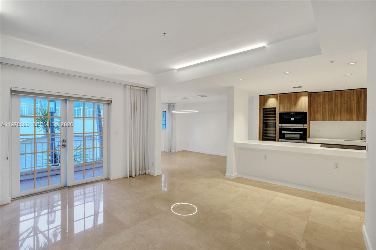 1415 Sunset Harbour Dr , Unit 202, Miami Beach, FL 33139 Photo