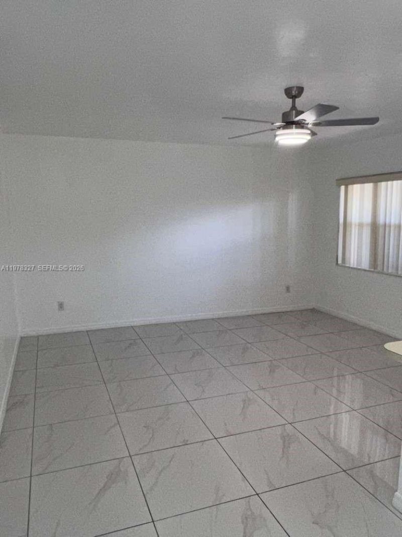 7505 SW 82nd St, Unit 322, Miami, FL 33143 Photo