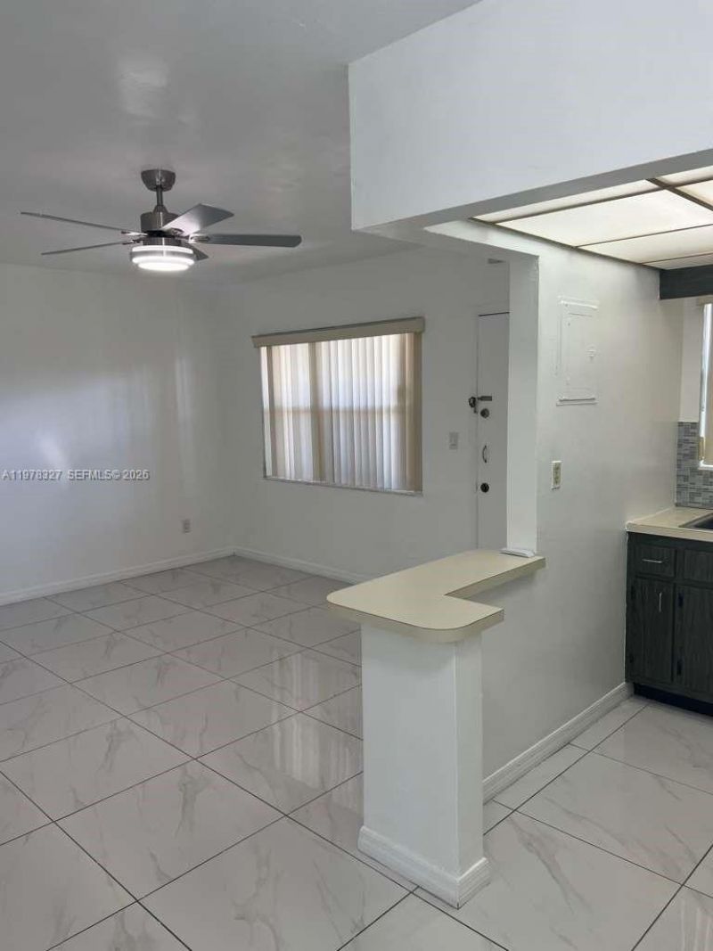 7505 SW 82nd St, Unit 322, Miami, FL 33143 Photo