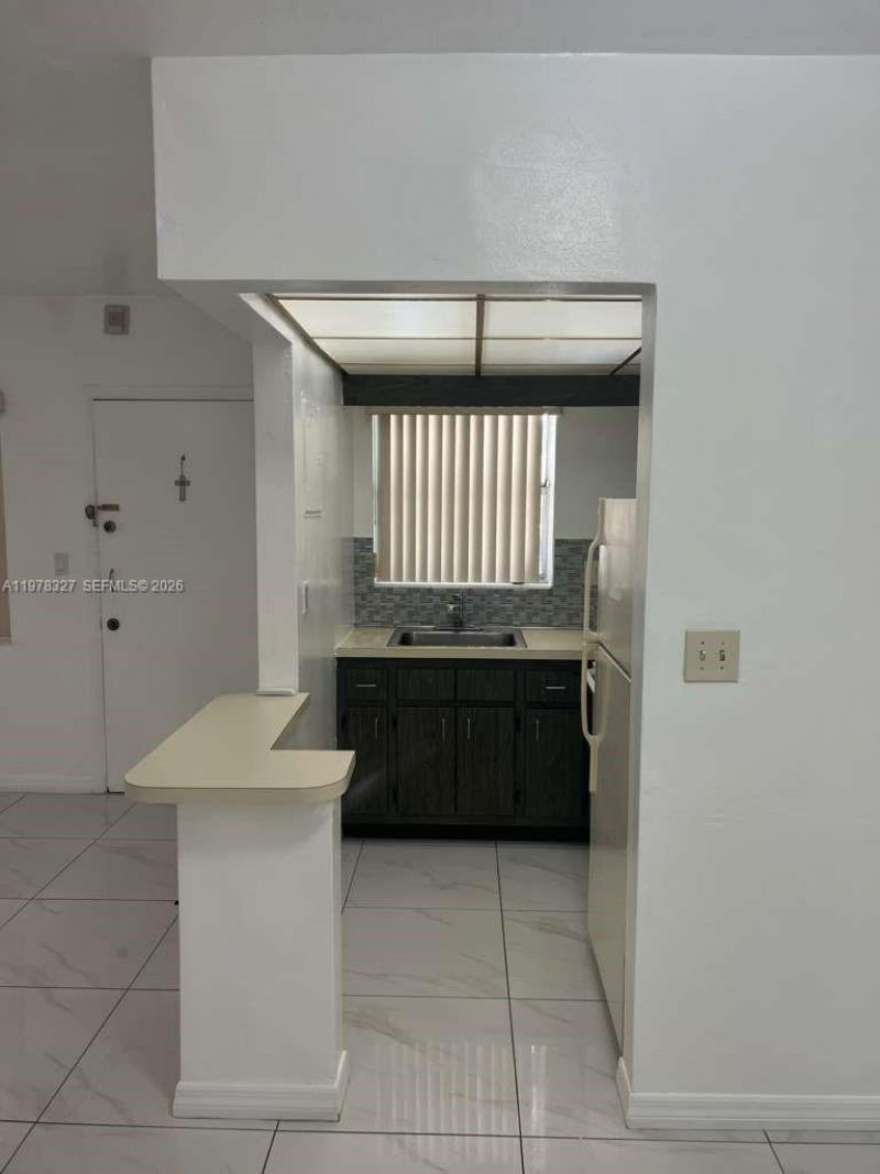 7505 SW 82nd St, Unit 322, Miami, FL 33143 Photo