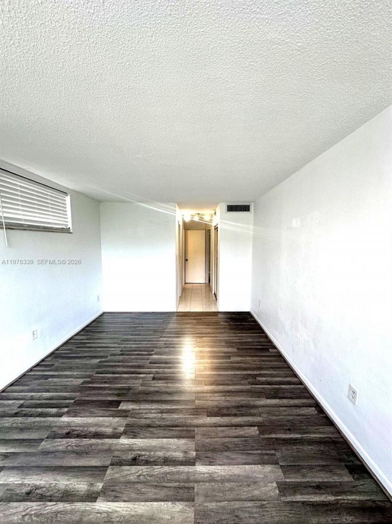 1501 NE 191st St, Unit C312, Miami, FL 33179 Photo