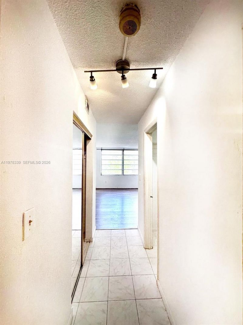 1501 NE 191st St, Unit C312, Miami, FL 33179 Photo