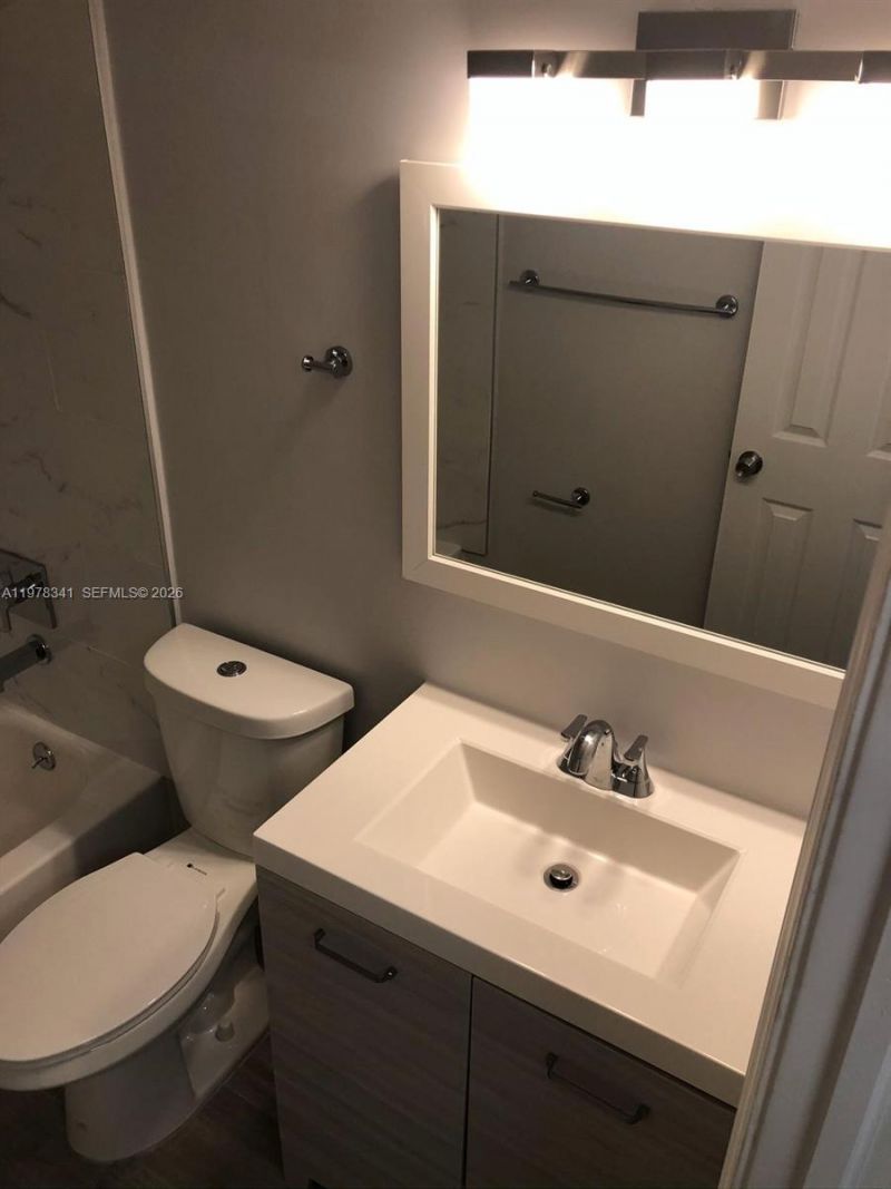 3400 Foxcroft Rd , Unit 104, Miramar, FL 33025 Photo