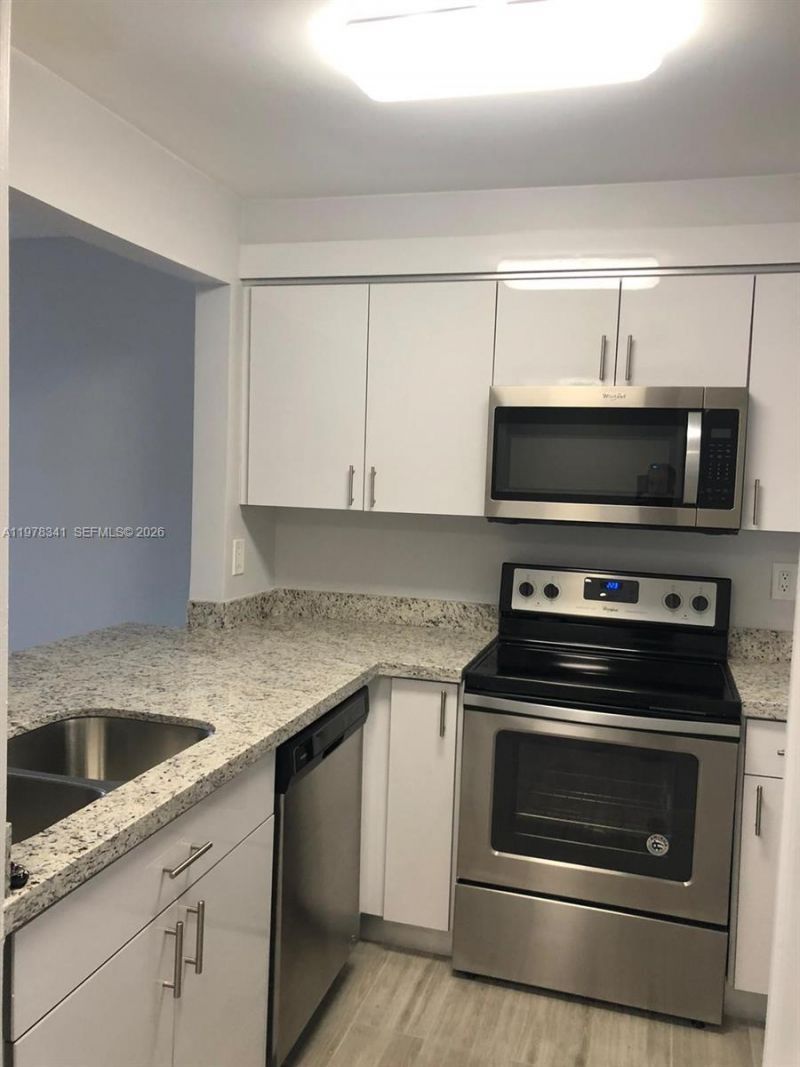 3400 Foxcroft Rd , Unit 104, Miramar, FL 33025 Photo