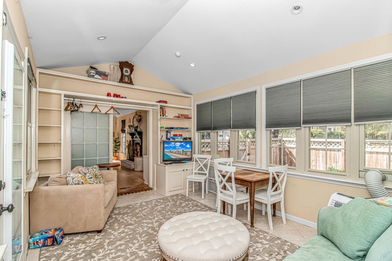 1134 Crooked Oak Dr. Photo 10