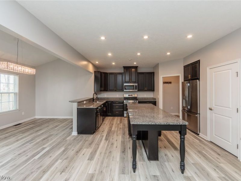 6394 Hooper Drive, Medina, OH 44256 Photo 8