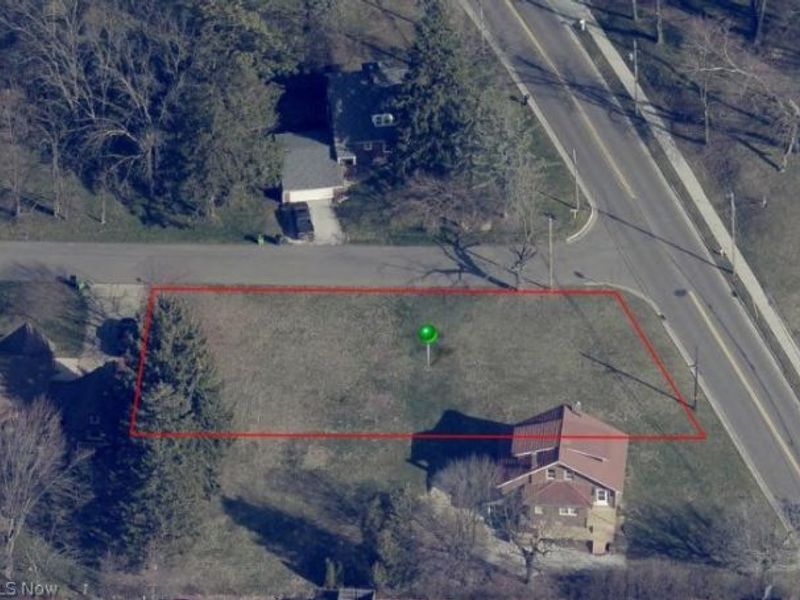 Pittsburg Avenue NW, North Canton, OH 44720 Photo 1