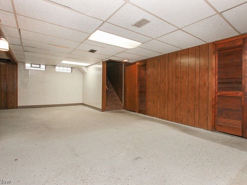 15305 Rockside Road, Maple Heights, OH 44137 Photo 22