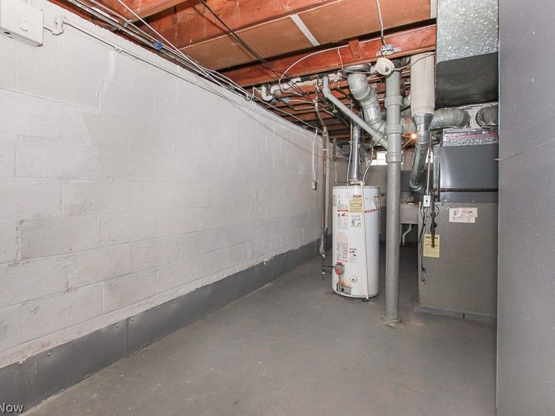 15305 Rockside Road, Maple Heights, OH 44137 Photo 29