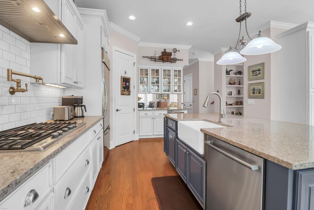 3061 Monhegan Way Photo 17