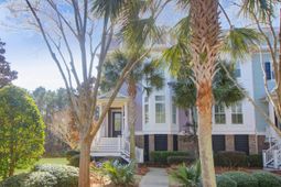 3061 Monhegan Way photo 4