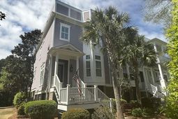 3061 Monhegan Way photo 4