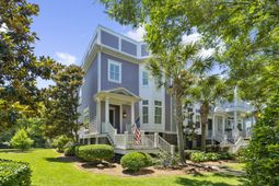 3061 Monhegan Way photo 4