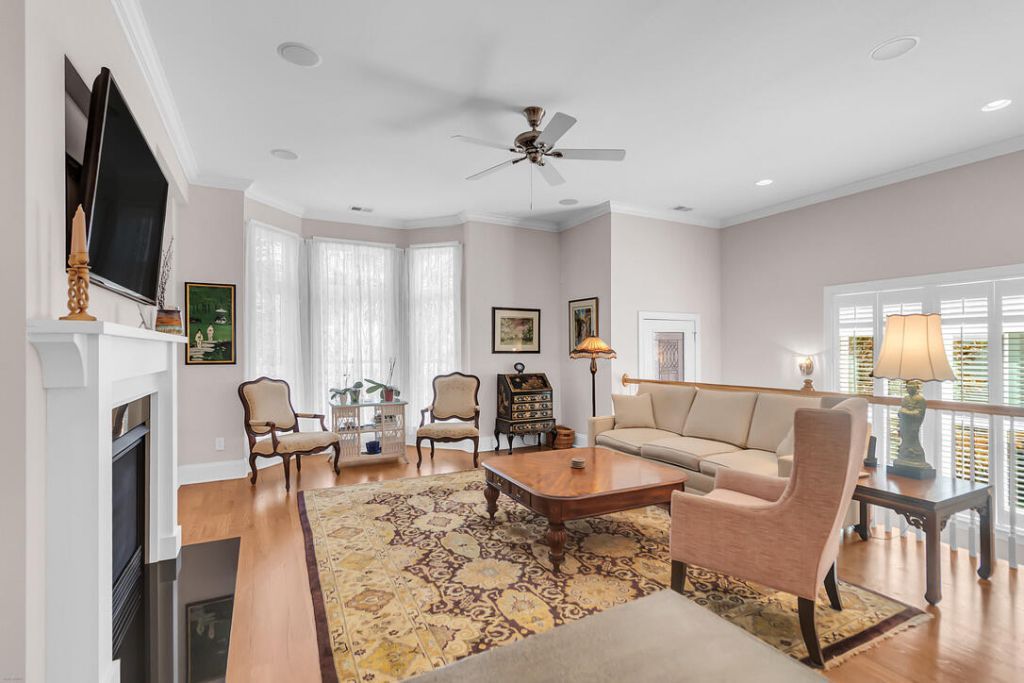 3061 Monhegan Way Photo 4