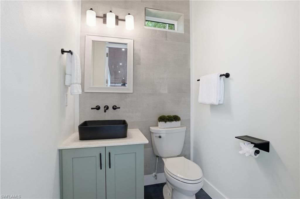 27050 Flamingo Dr, Bonita Springs, FL 34135 Photo