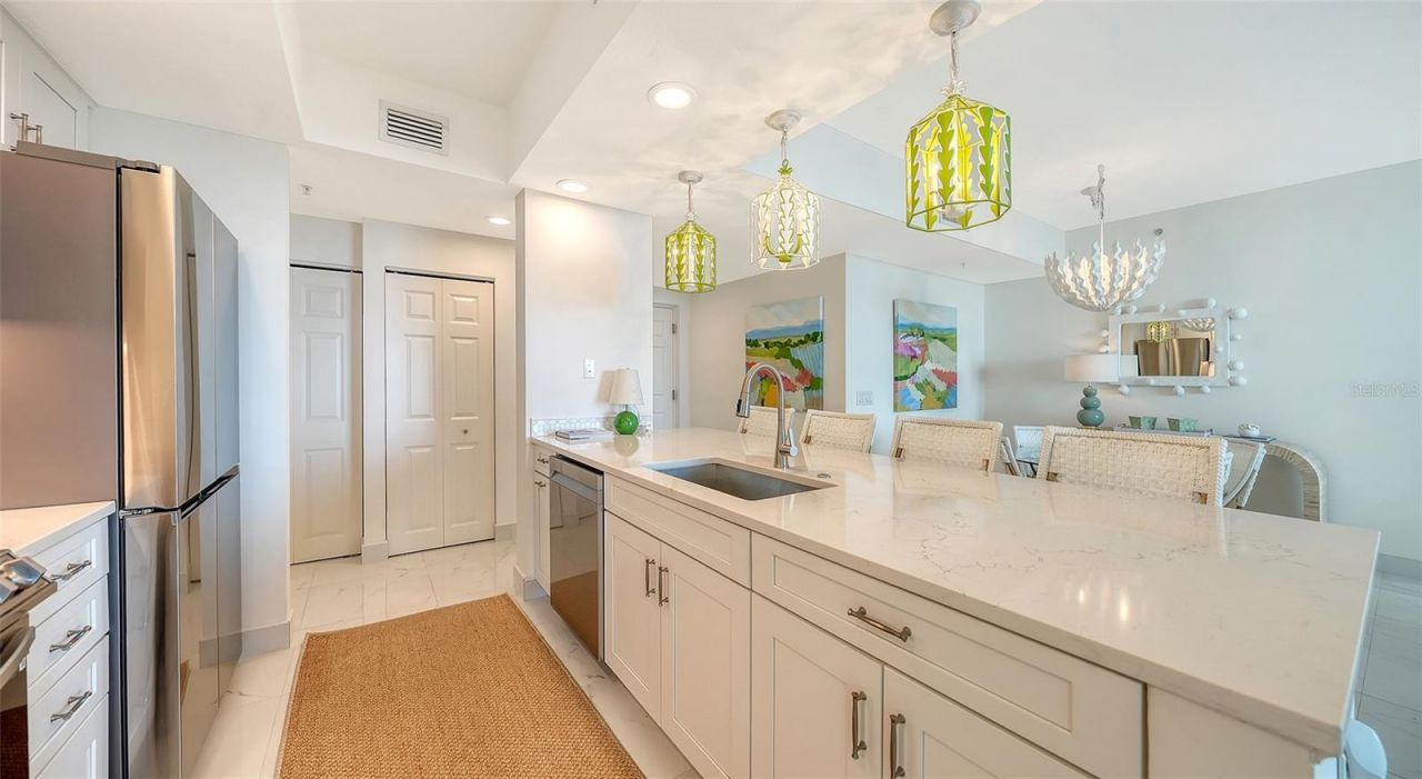 800 N Tamiami Trail , Unit 1111, Sarasota, FL 34236 Photo