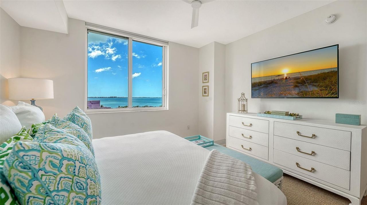 800 N Tamiami Trail , Unit 1111, Sarasota, FL 34236 Photo