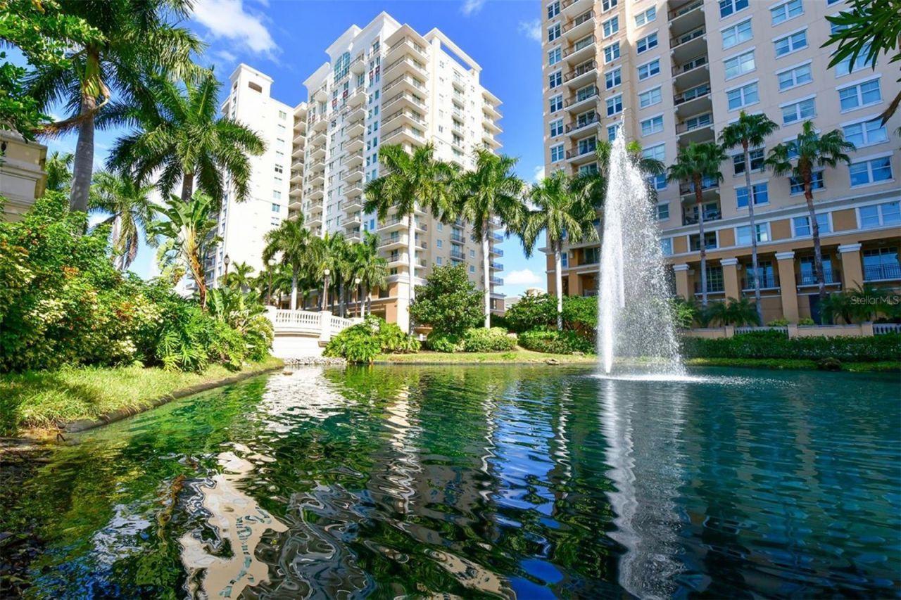 800 N Tamiami Trail , Unit 1111, Sarasota, FL 34236 Photo