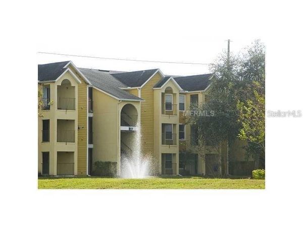 4756 WALDEN CIRCLE, Unit 11, ORLANDO, FL 32811