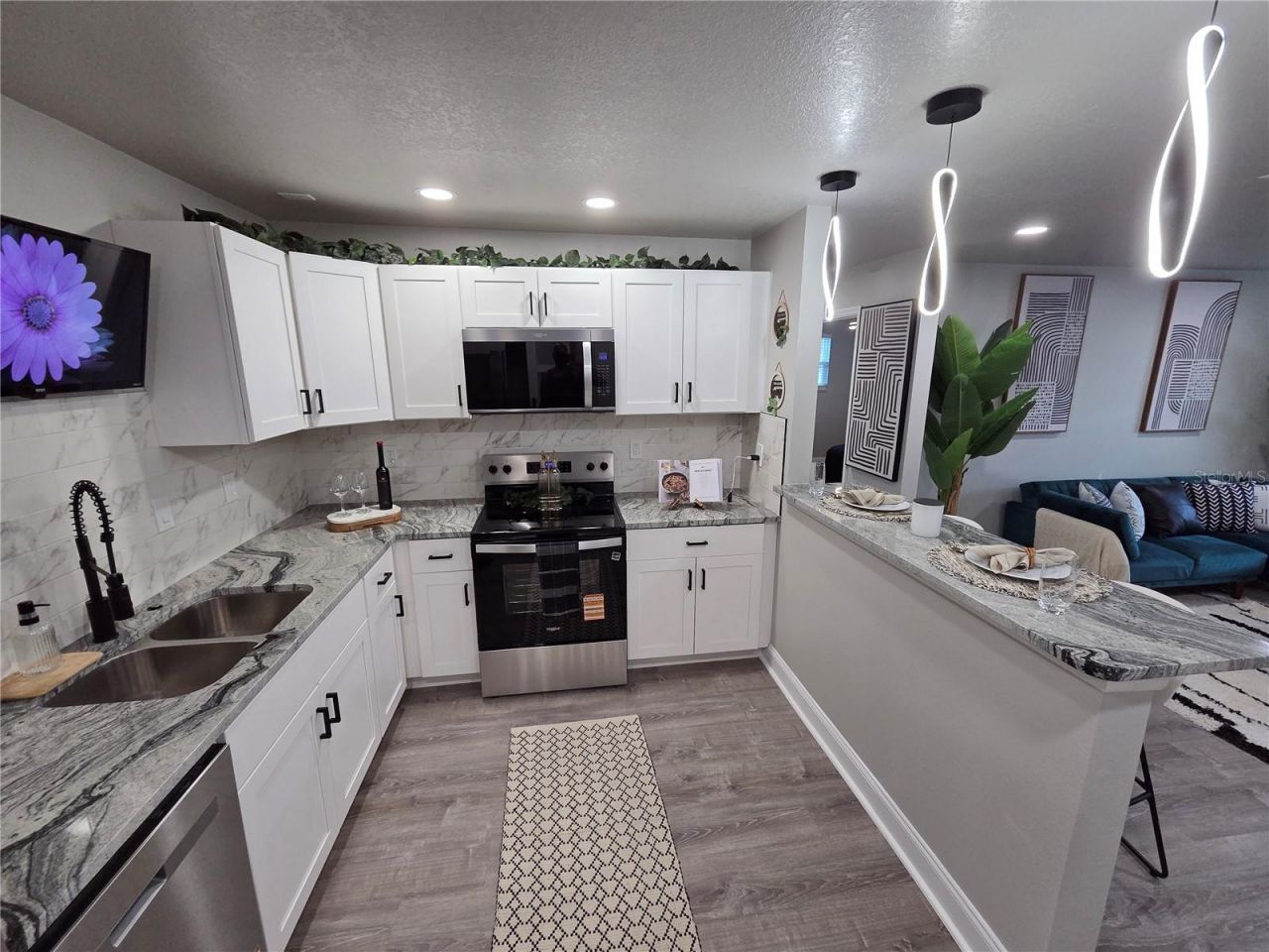 1106 Valencia Road, Plant City, FL 33563 Photo