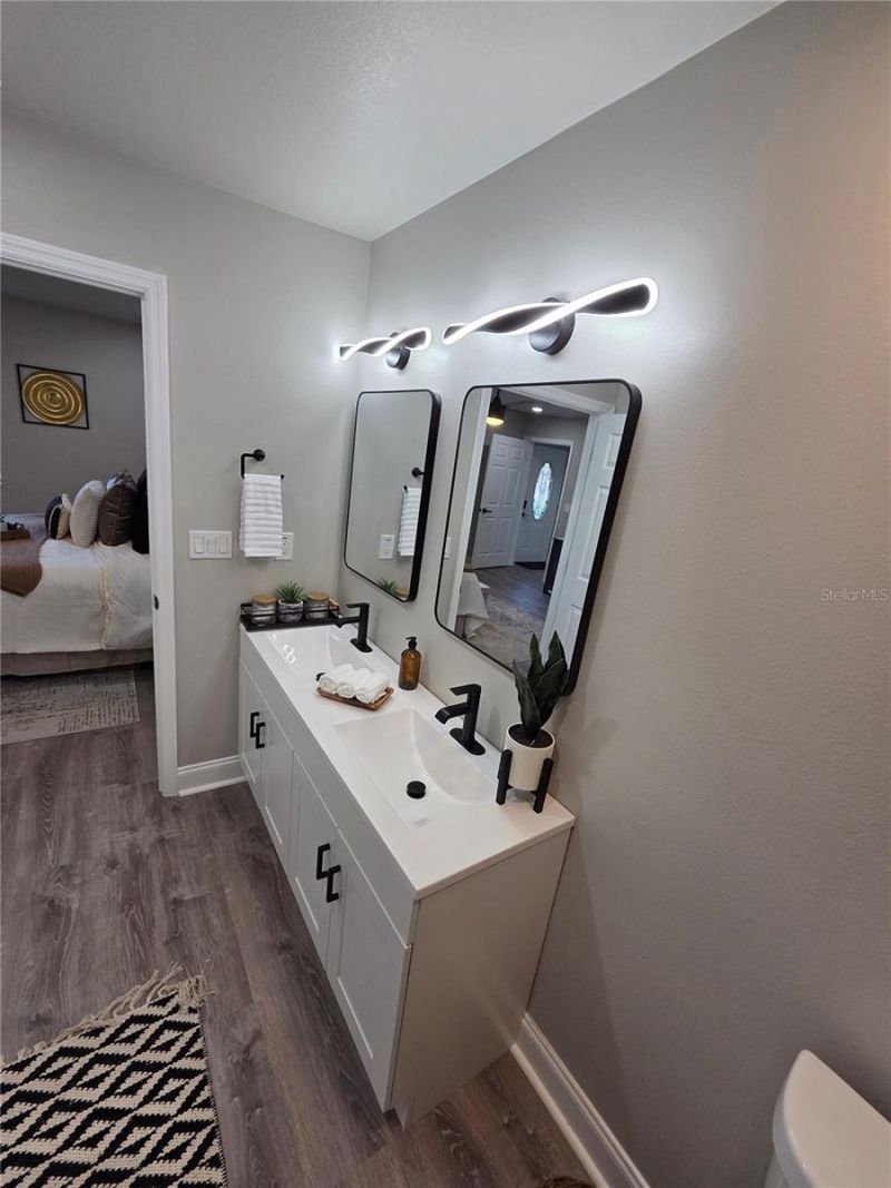 1106 Valencia Road, Plant City, FL 33563 Photo