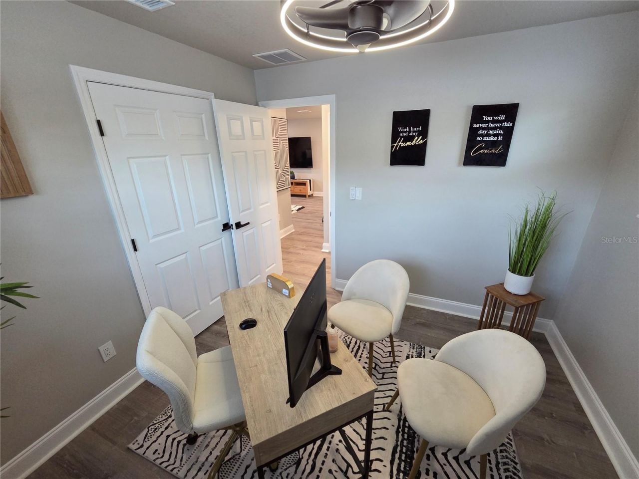 1106 Valencia Road, Plant City, FL 33563 Photo