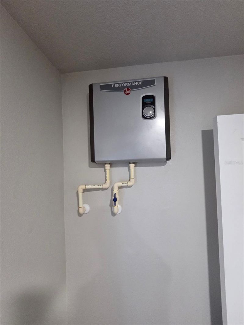 1106 Valencia Road, Plant City, FL 33563 Photo