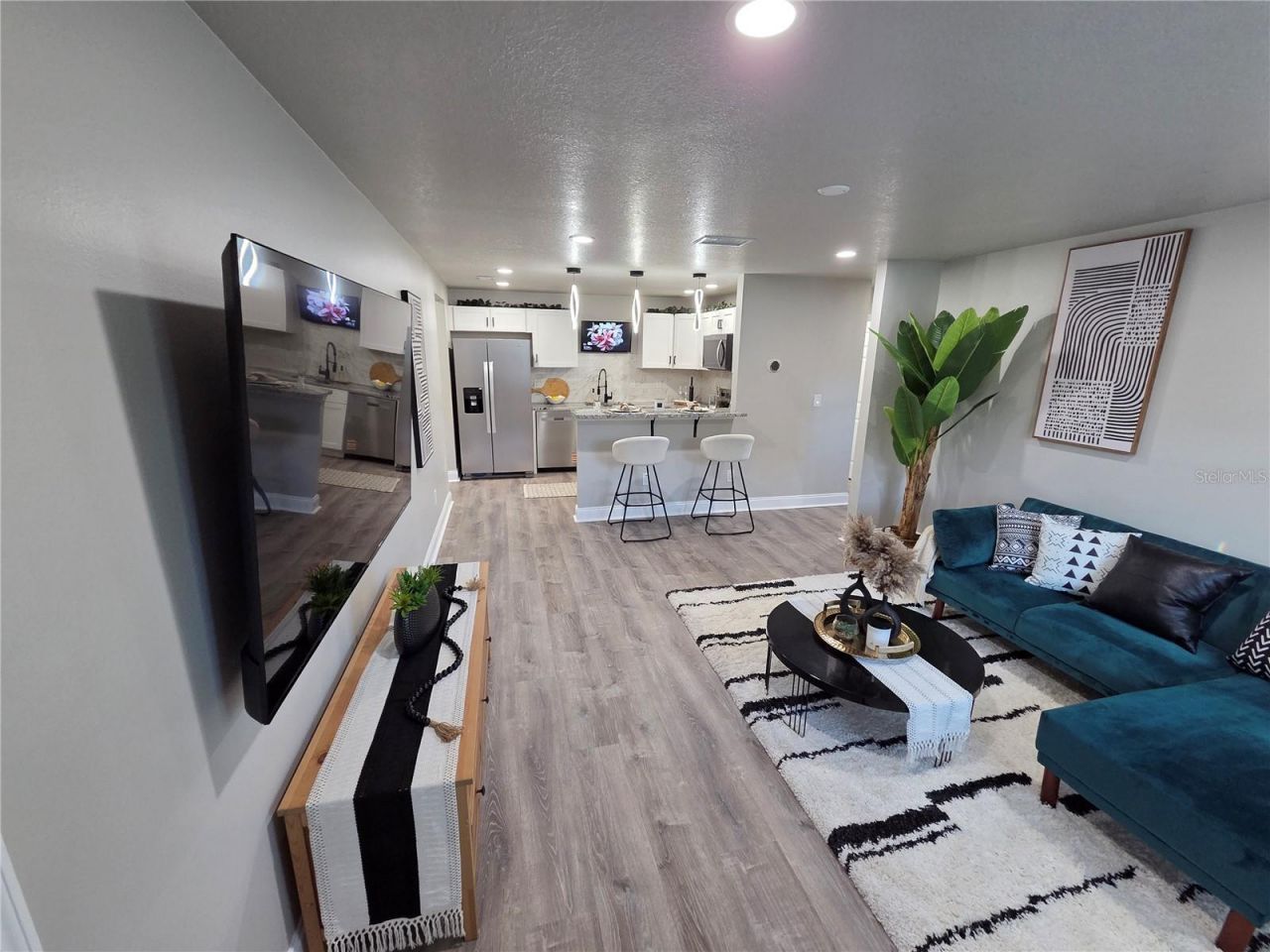 1106 Valencia Road, Plant City, FL 33563 Photo