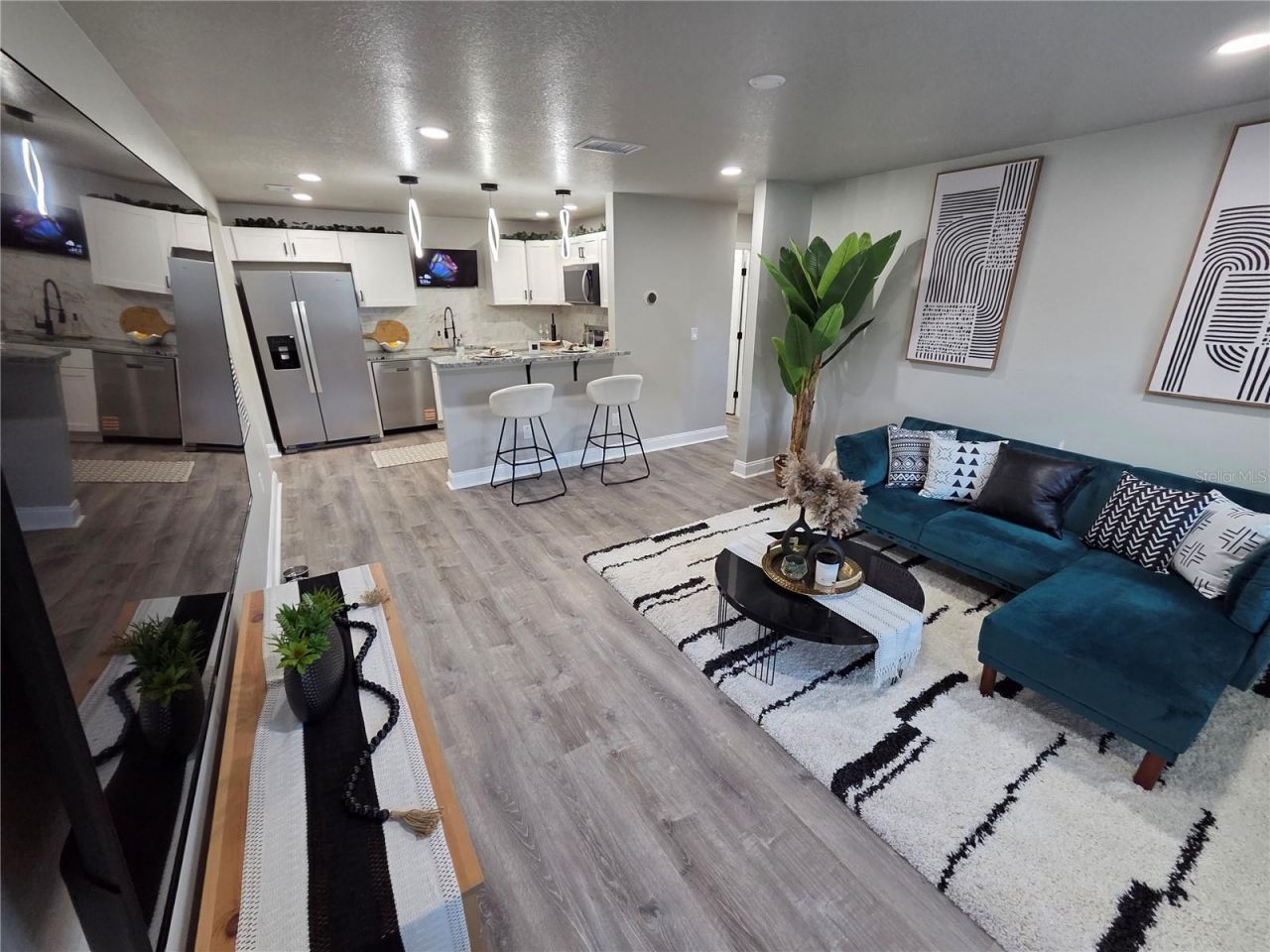 1106 Valencia Road, Plant City, FL 33563 Photo