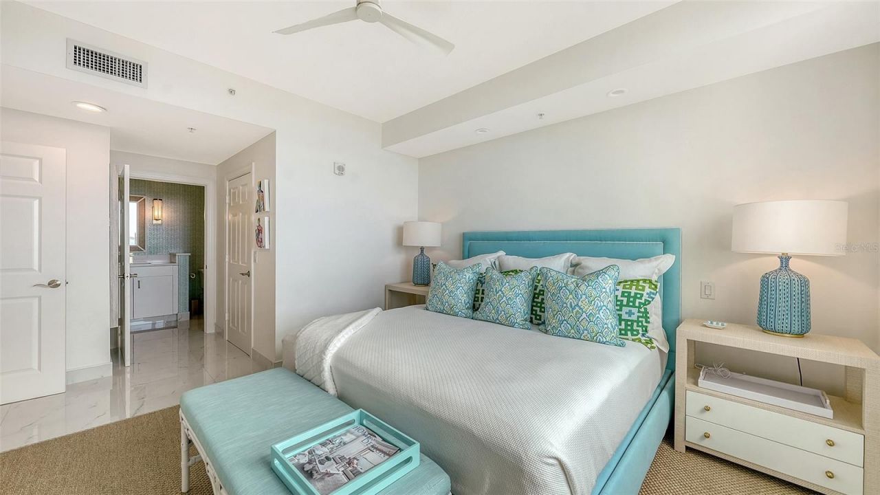 800 N Tamiami Trail, Unit 1111, Sarasota, FL 34236 Photo