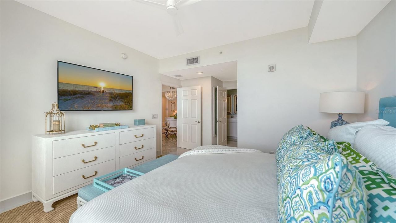 800 N Tamiami Trail, Unit 1111, Sarasota, FL 34236 Photo