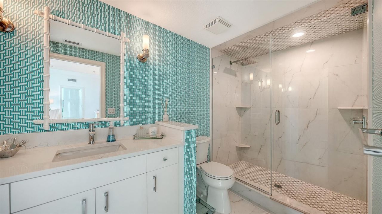 800 N Tamiami Trail, Unit 1111, Sarasota, FL 34236 Photo