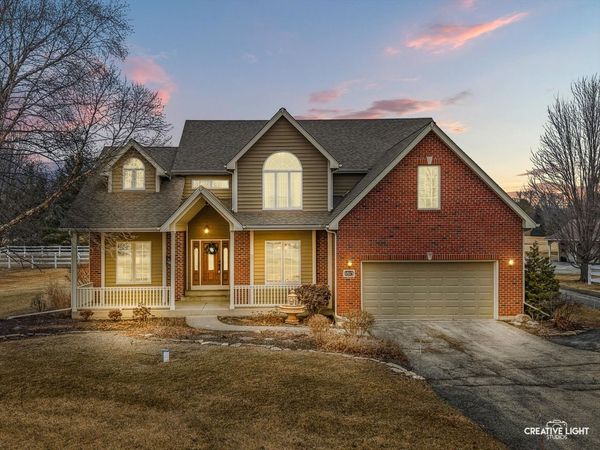 1813 Winchester Court , Oswego, IL 60543