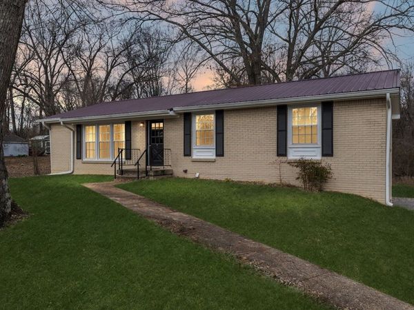 205 Shiloh Rd , Clarksville, TN 37042