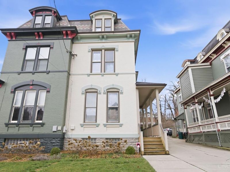 2656 Bellevue Avenue, Cincinnati, OH 45219 Photo 2