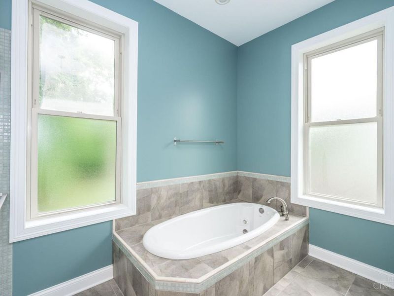 2656 Bellevue Avenue, Cincinnati, OH 45219 Photo 38