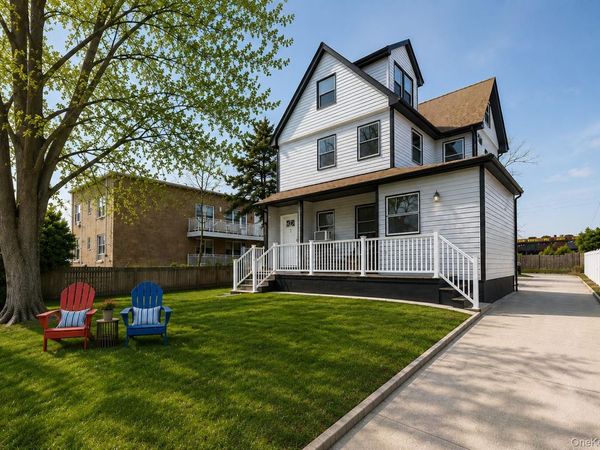 120 Maple Avenue, Unit 2nd FLOOR, Cedarhurst, NY 11516