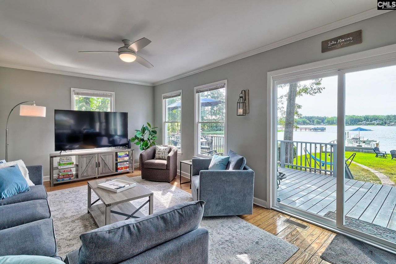 435 Whits End  Photo 10