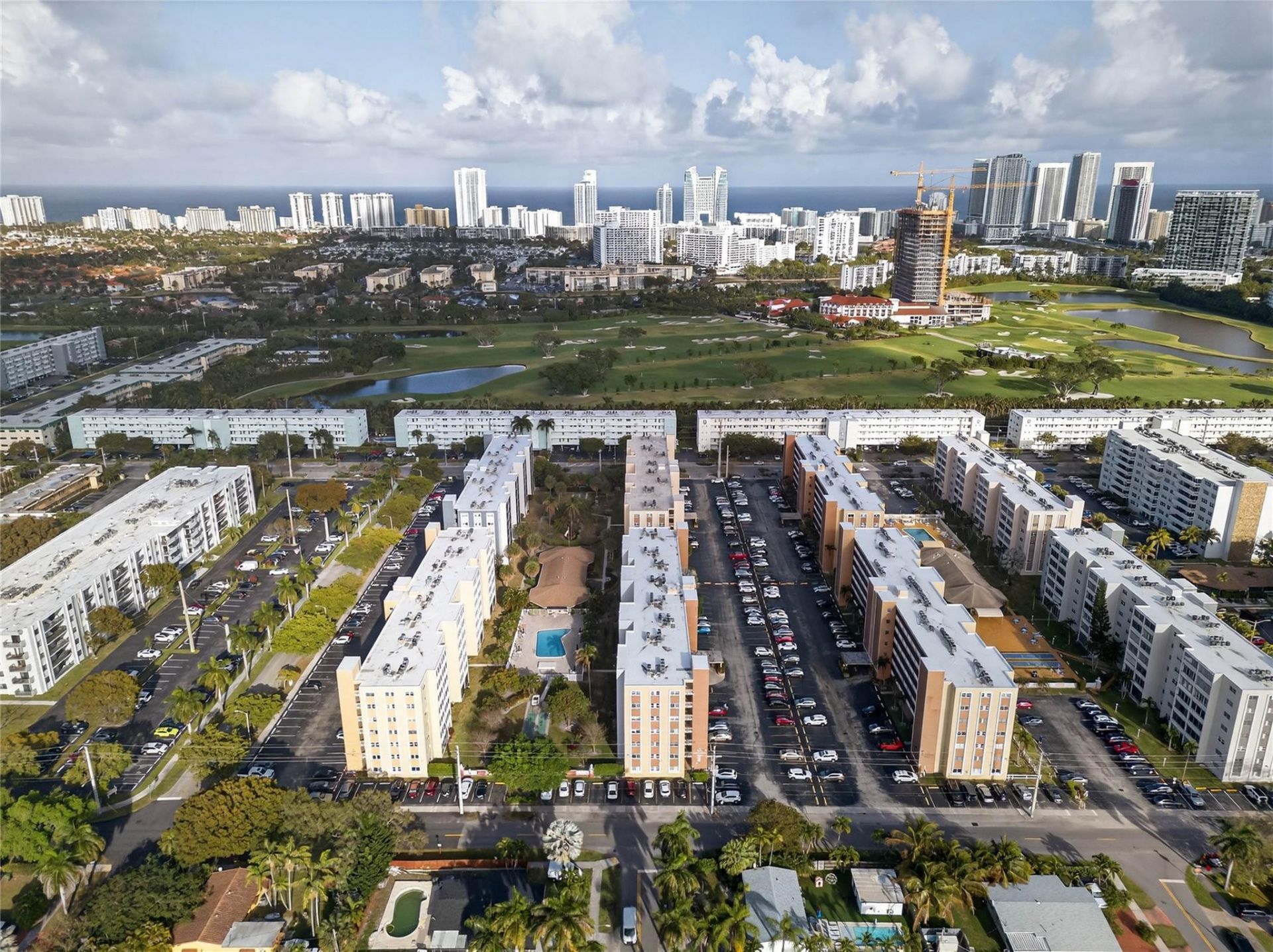 610 NE 12th Avenue, Unit 601, Hallandale Beach, FL 33009 Photo