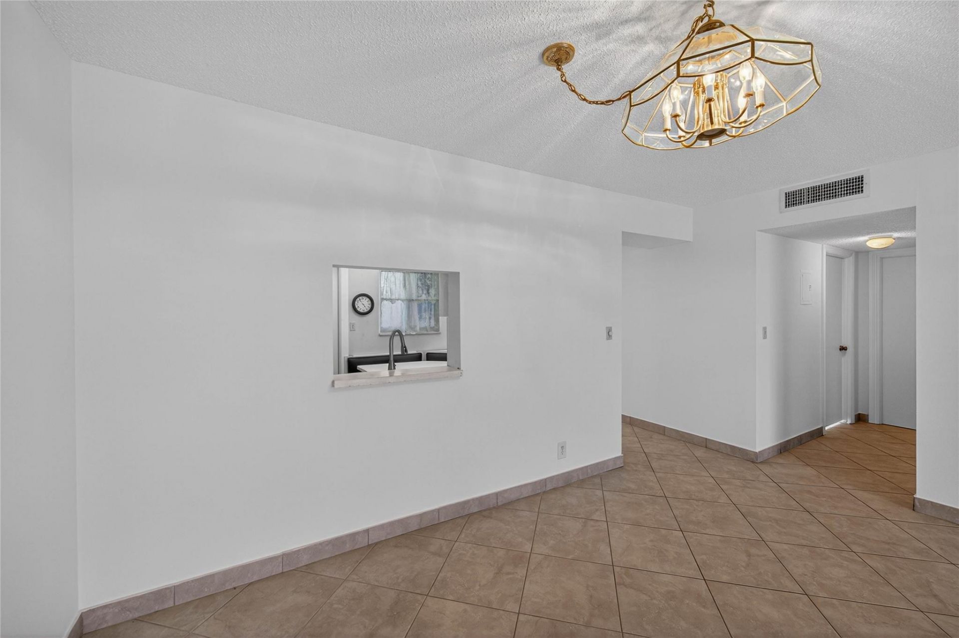 610 NE 12th Avenue, Unit 601, Hallandale Beach, FL 33009 Photo
