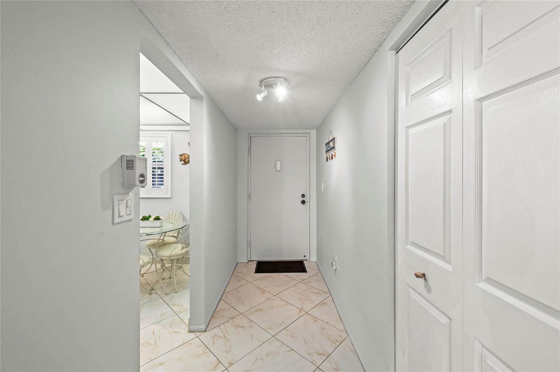 4629 Poinciana Street, Unit 209, Lauderdale by the Sea, FL 33308 Photo