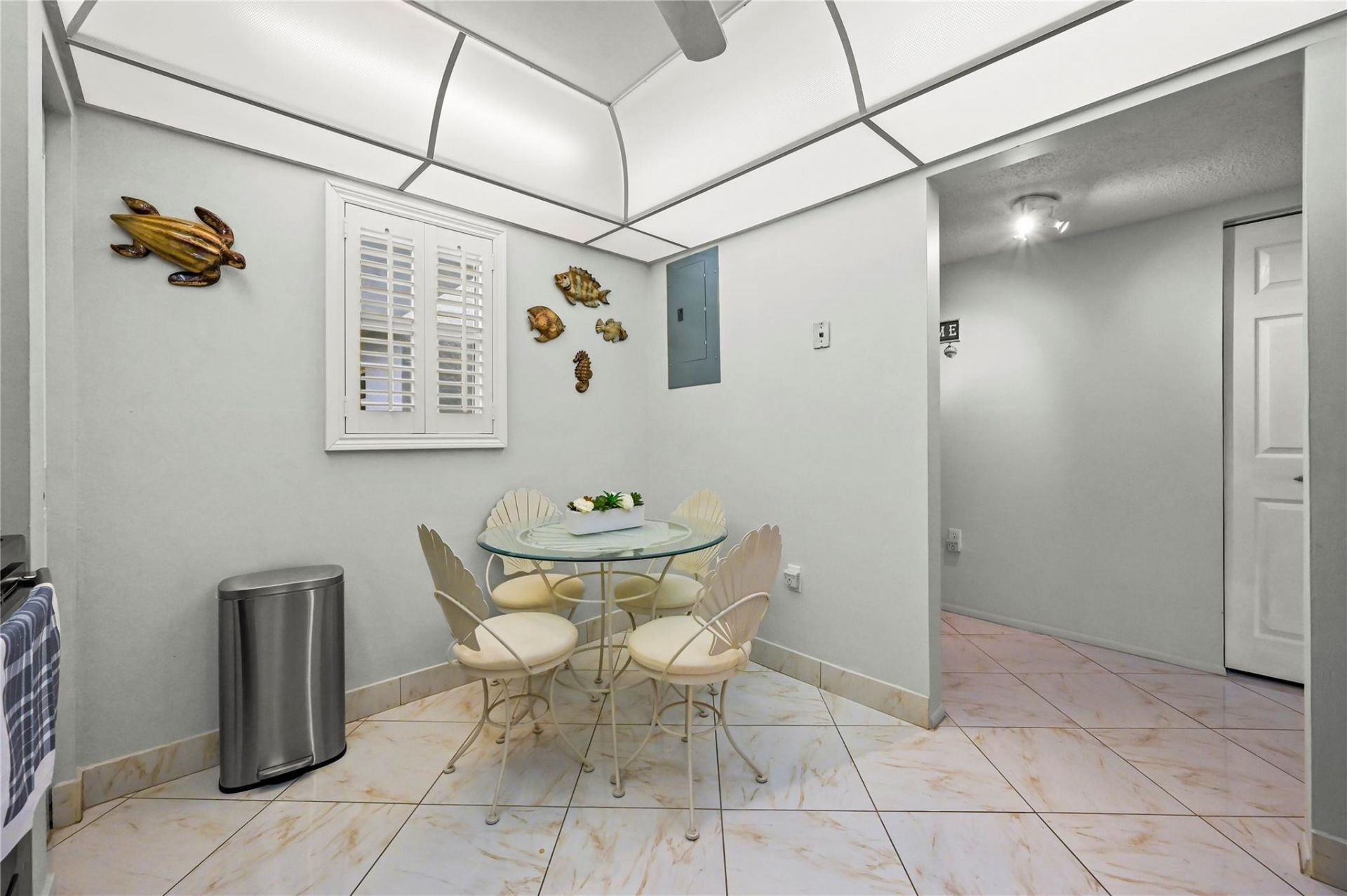 4629 Poinciana Street, Unit 209, Lauderdale by the Sea, FL 33308 Photo