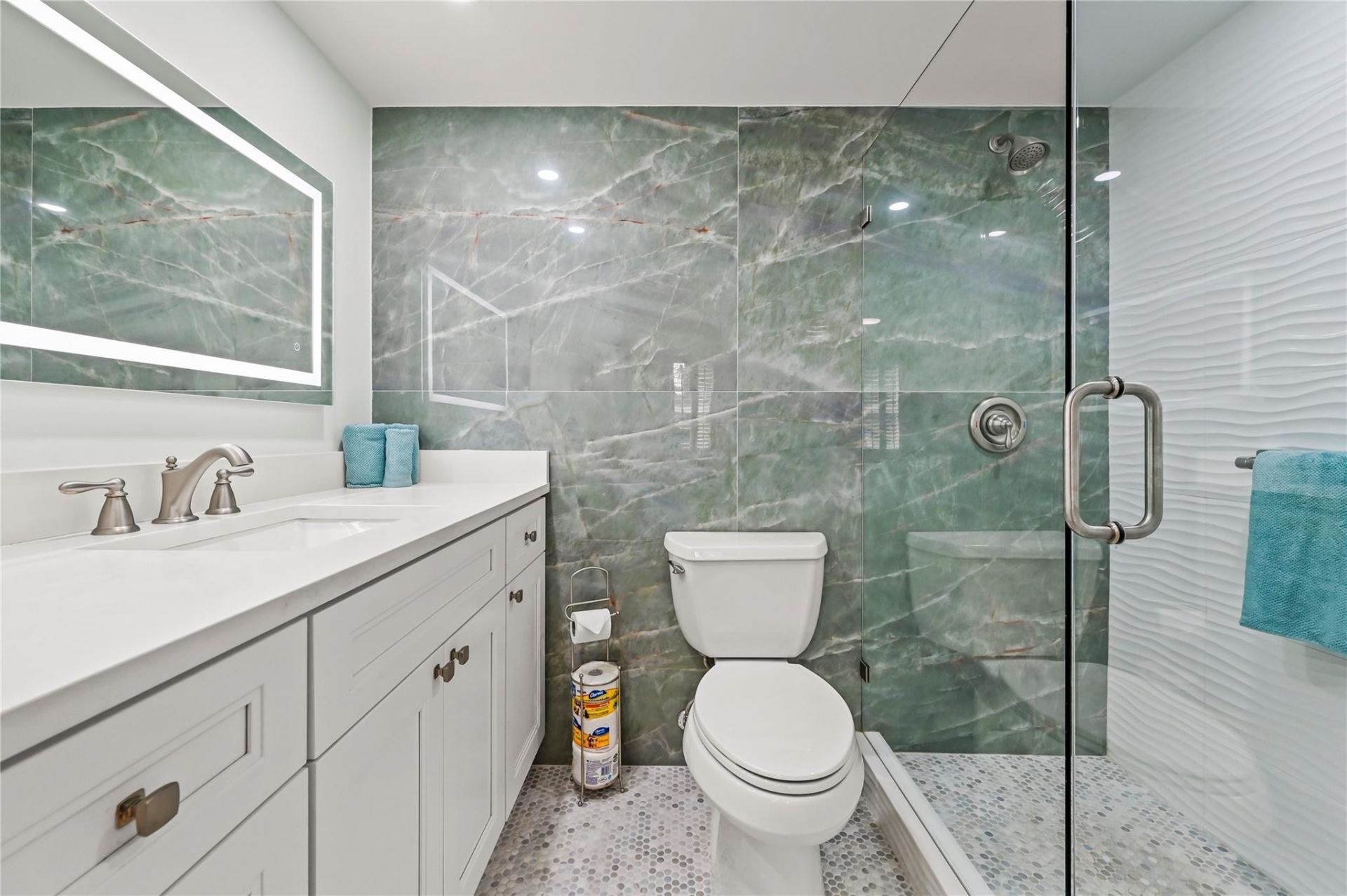 4629 Poinciana Street, Unit 209, Lauderdale by the Sea, FL 33308 Photo