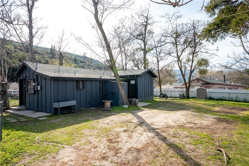 43677 Trail M, Lake Hughes, CA 93532 Main Photo