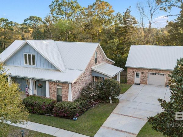107 Ronforth Street, Fairhope, AL 36532