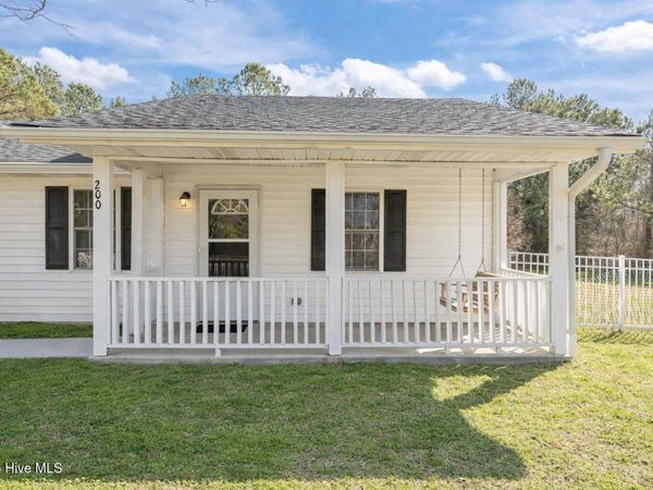200 Bell Creek Drive, Beaufort, NC 28516