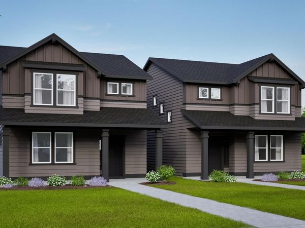 3374 NW 7th Street, Redmond, OR 97756