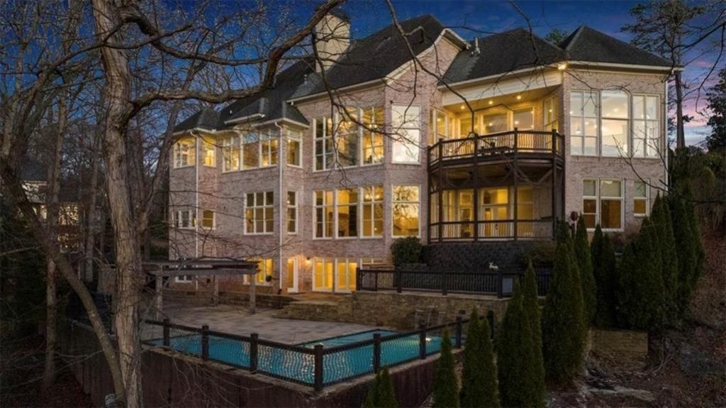 5610 Point West Drive, Oakwood, GA 30566 Main Photo