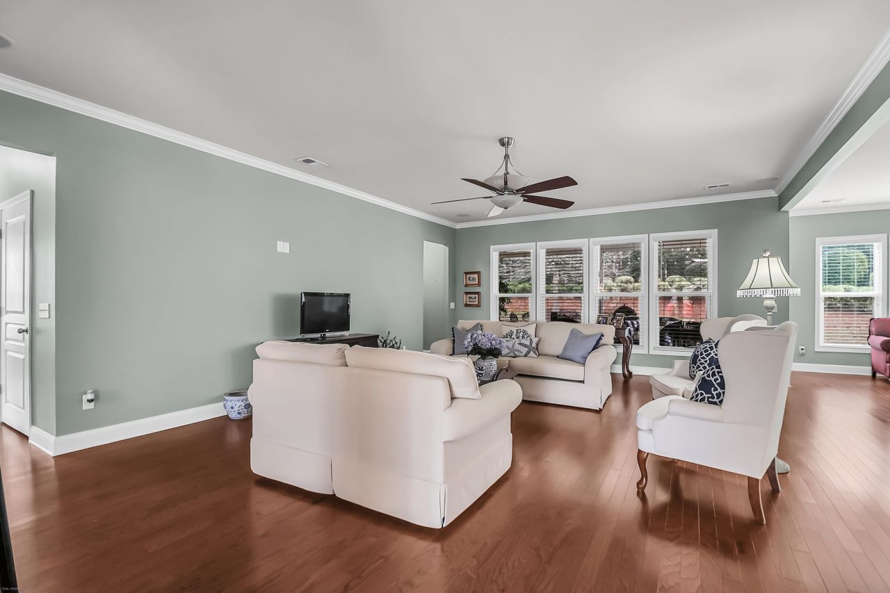 249 Waterfront Park Drive Photo 11