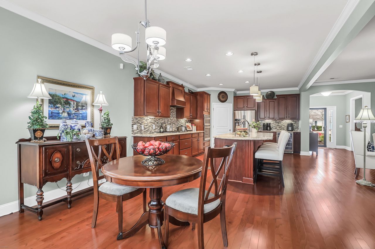 249 Waterfront Park Drive Photo 17